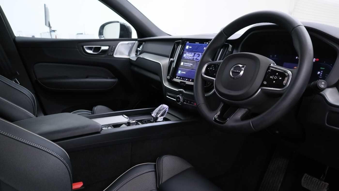 Volvo XC60 Image 10