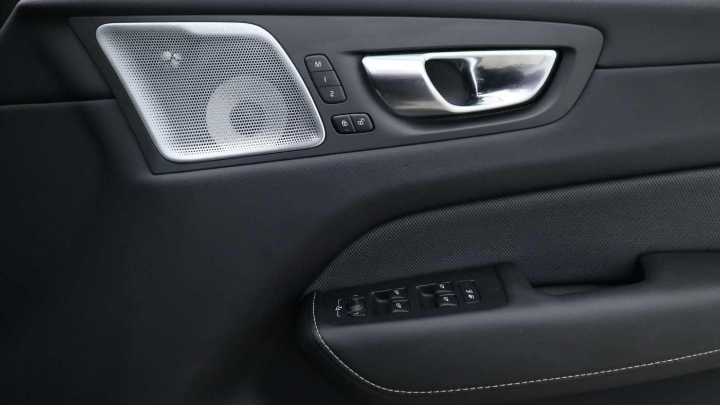 Volvo XC60 Image 24