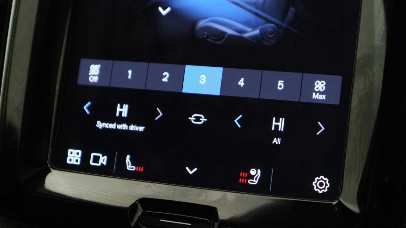 Volvo XC60 Image 40