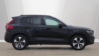 Volvo XC40 2.0 B4P Plus Dark 5dr Auto FG24NNB Image 2