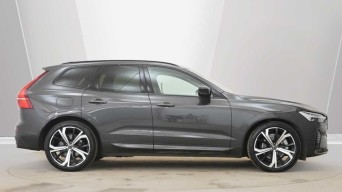 Volvo XC60 Ultimate Dark B5 (250 hp) RO24WUX Image 2