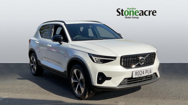 Volvo XC40 2.0 B3P Plus Dark 5dr Auto RO24PUA Image 1