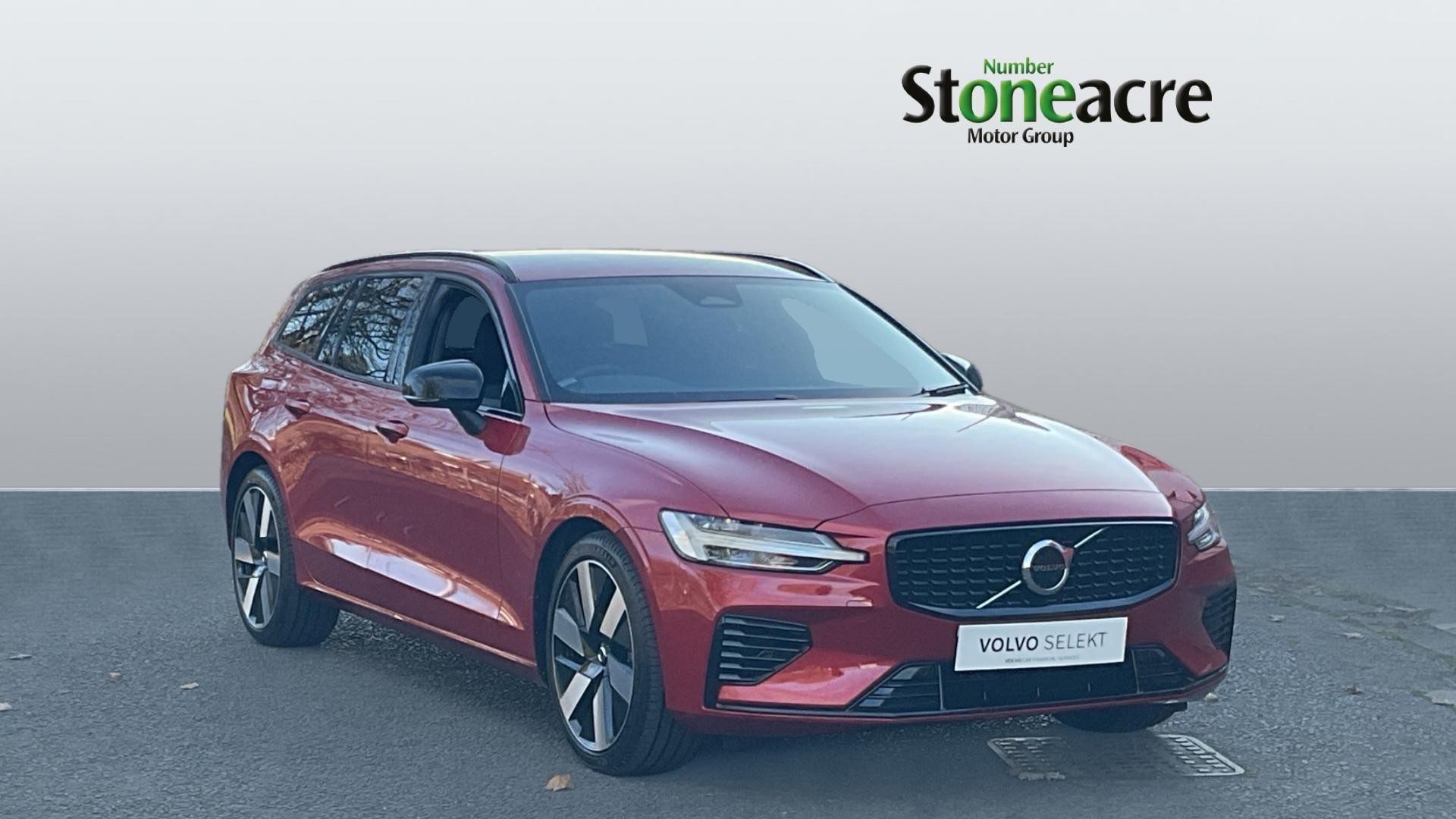 Volvo V60 Image 1