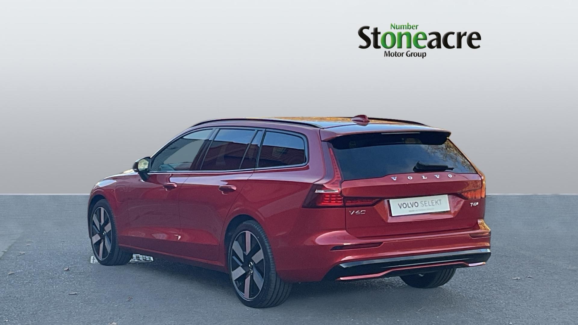Volvo V60 Image 2