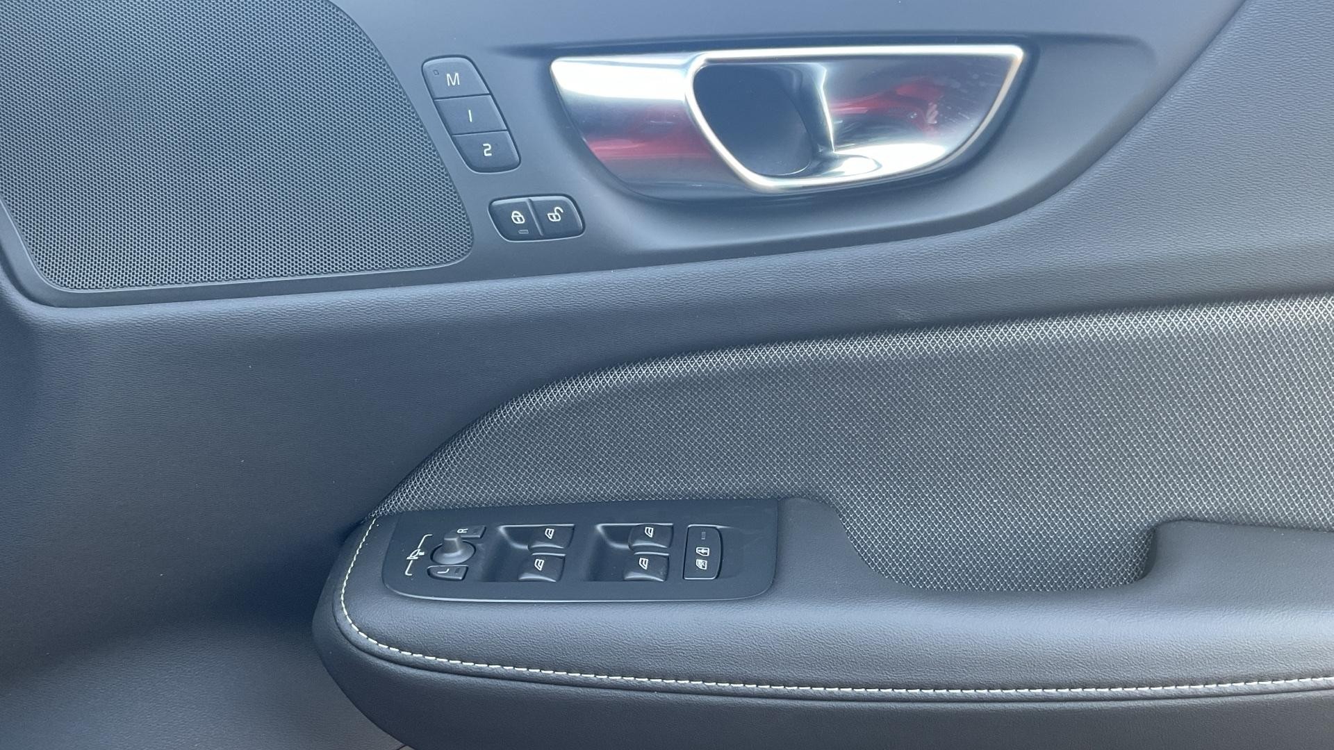 Volvo V60 Image 15