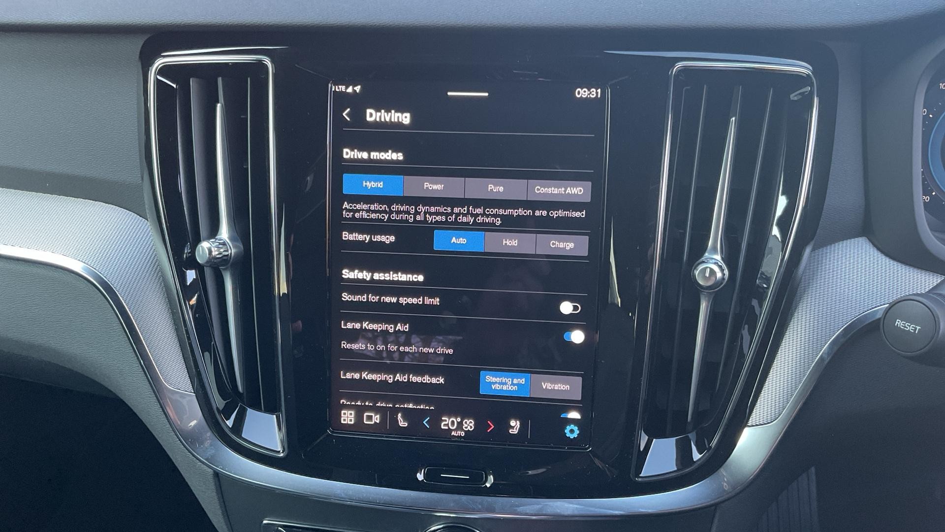 Volvo V60 Image 21