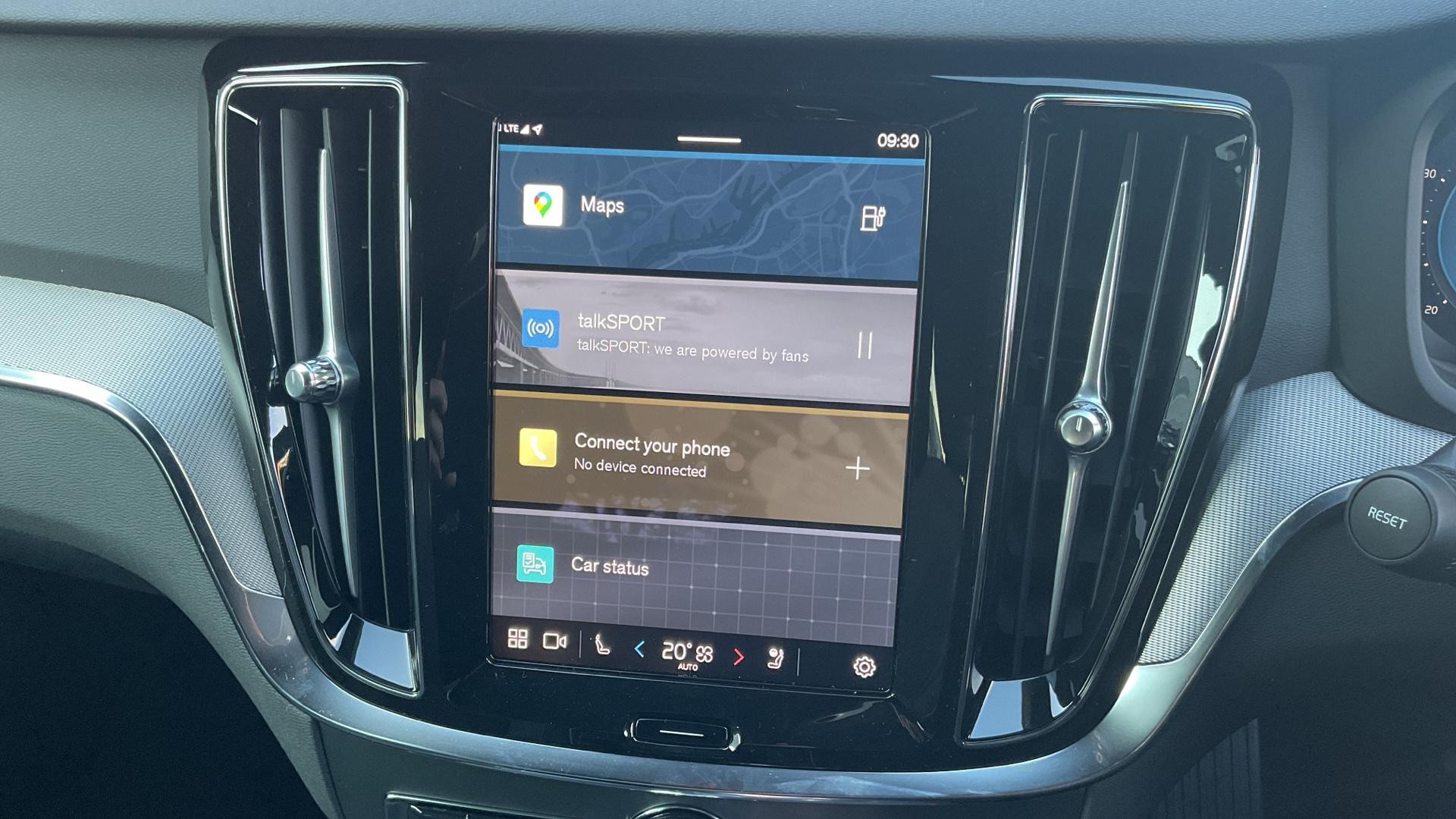 Volvo V60 Image 29