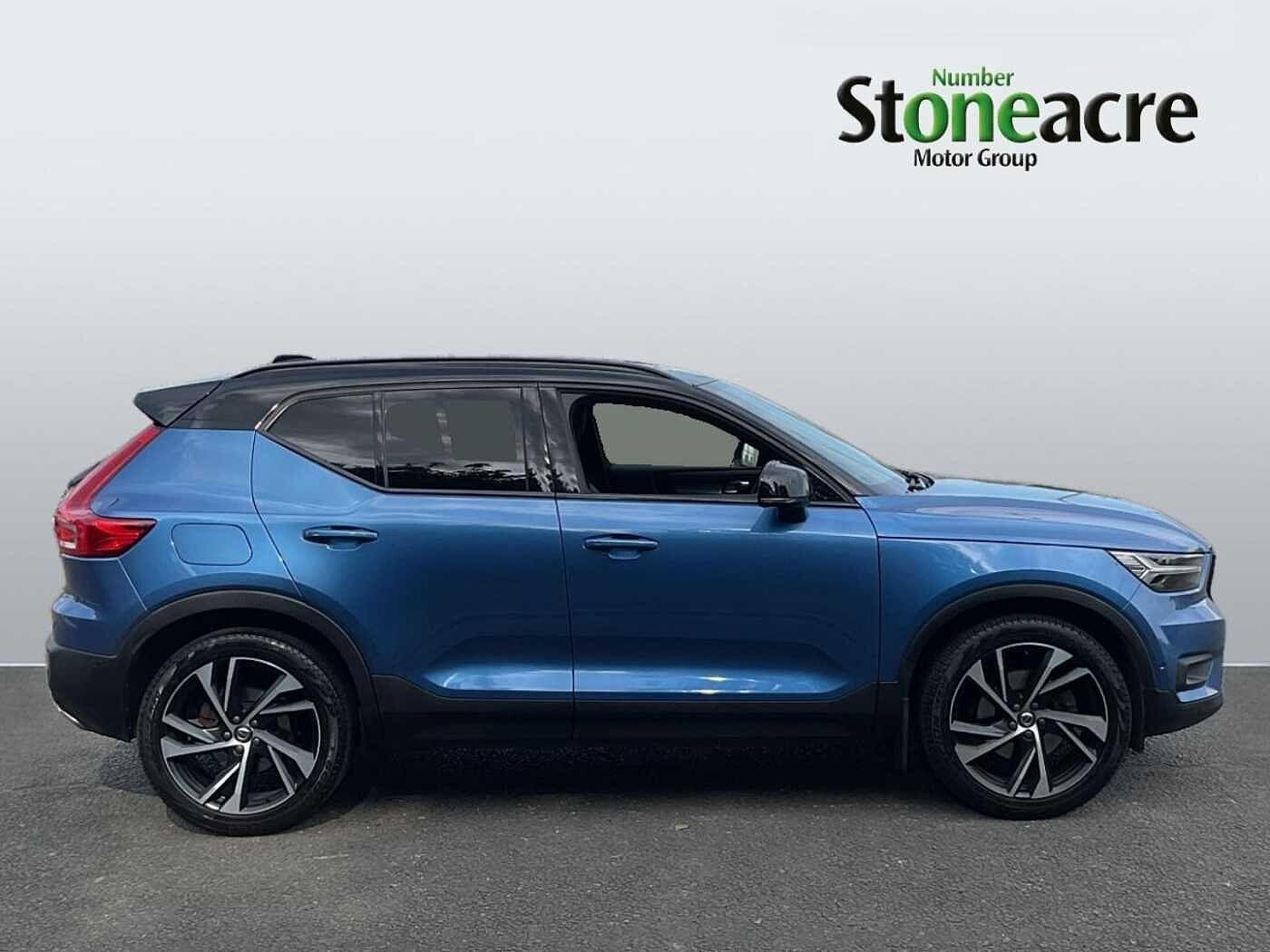 Volvo XC40 Image 3