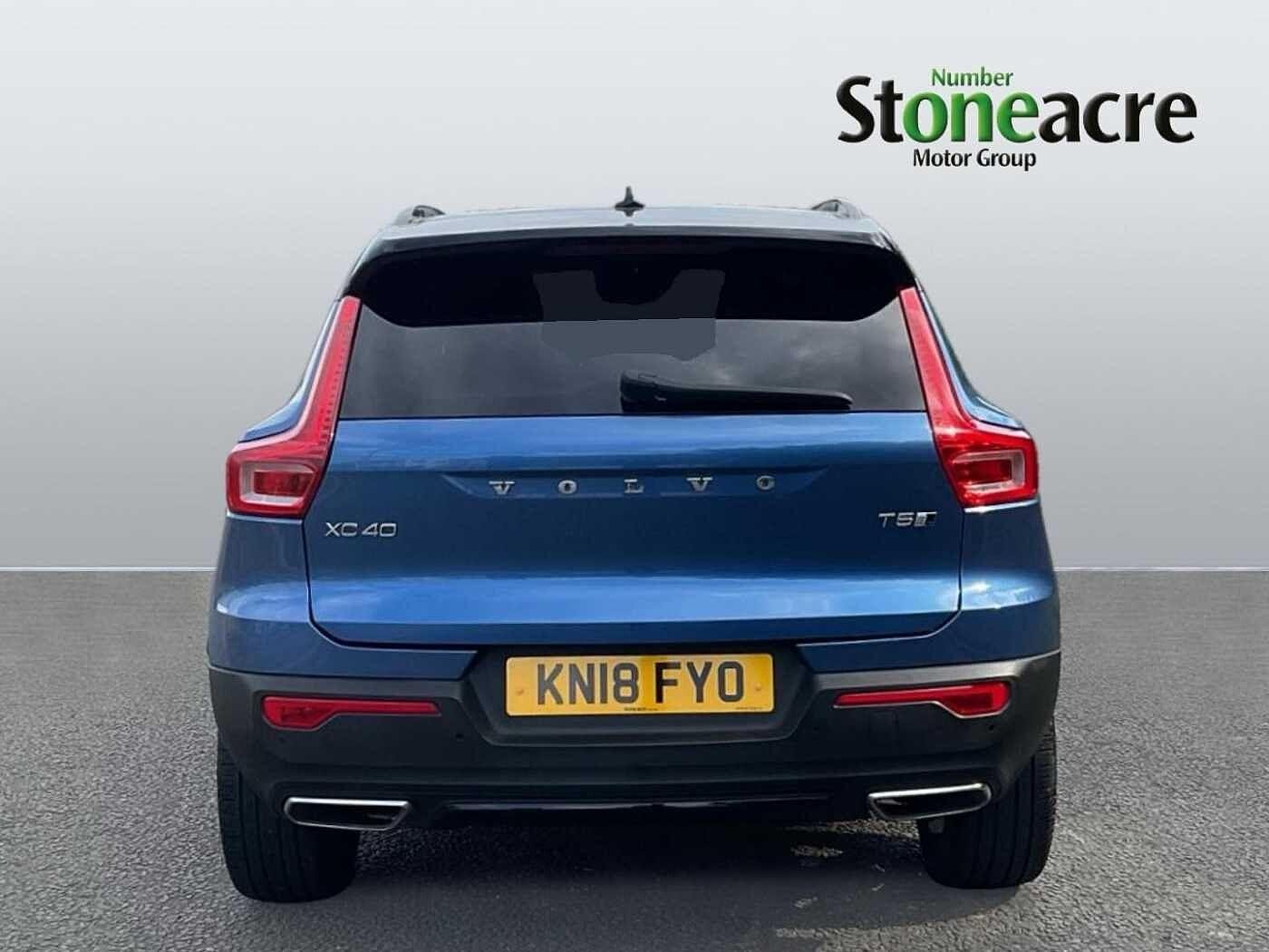 Volvo XC40 Image 7