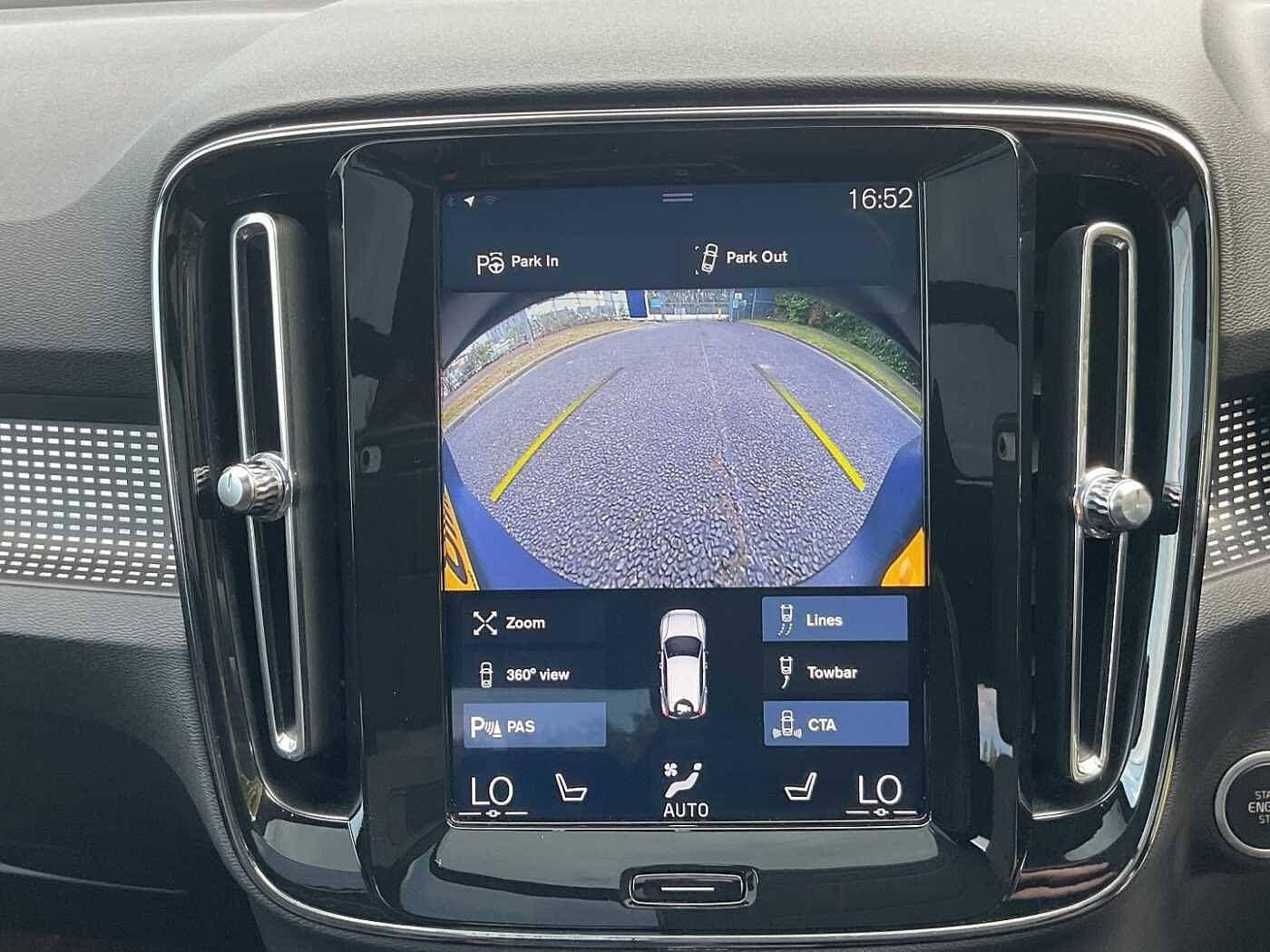 Volvo XC40 Image 17