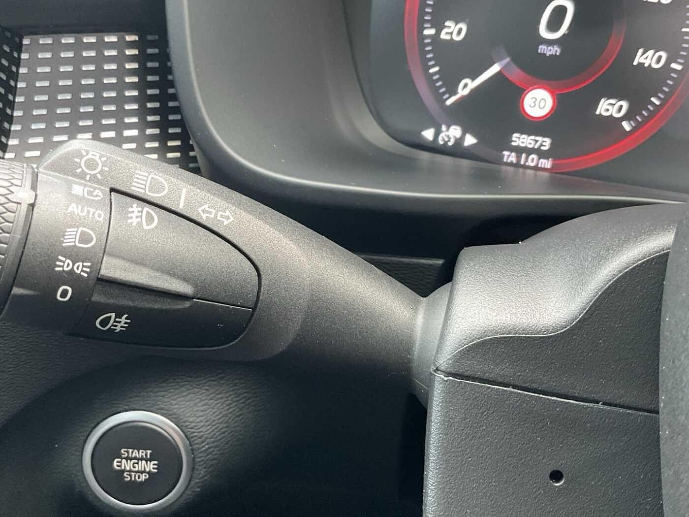 Volvo XC40 Image 18