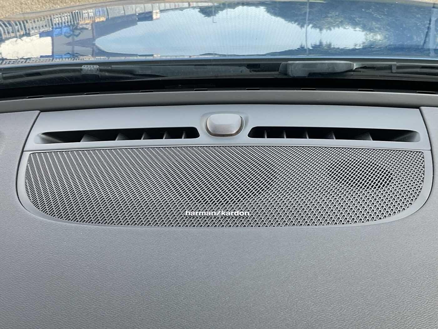 Volvo XC40 Image 23