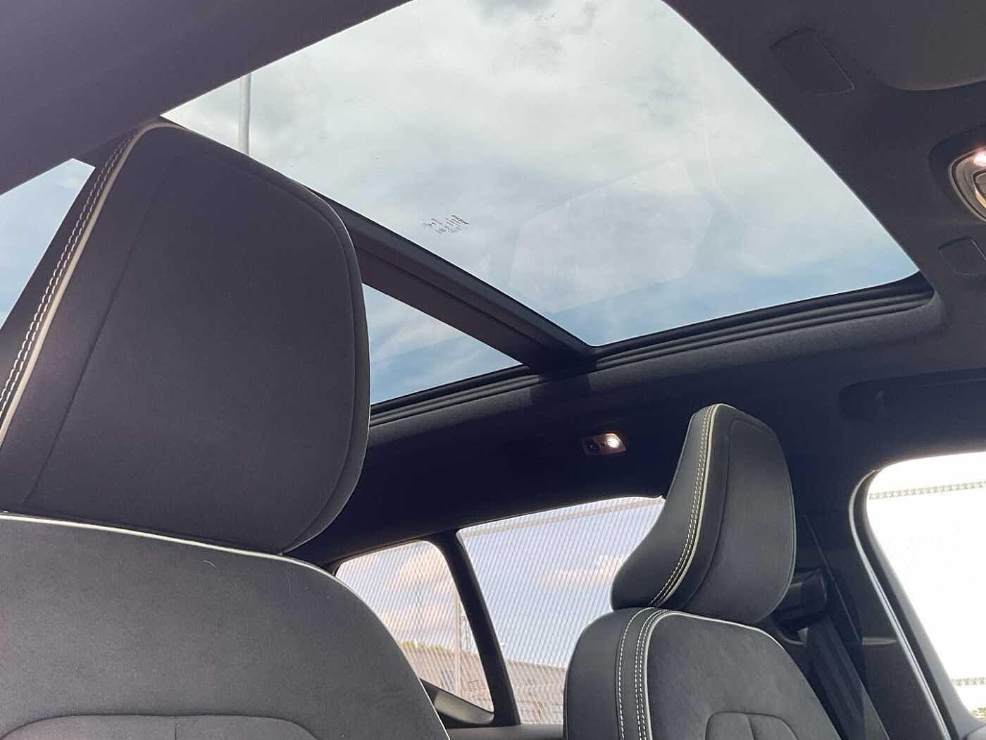 Volvo XC40 Image 28