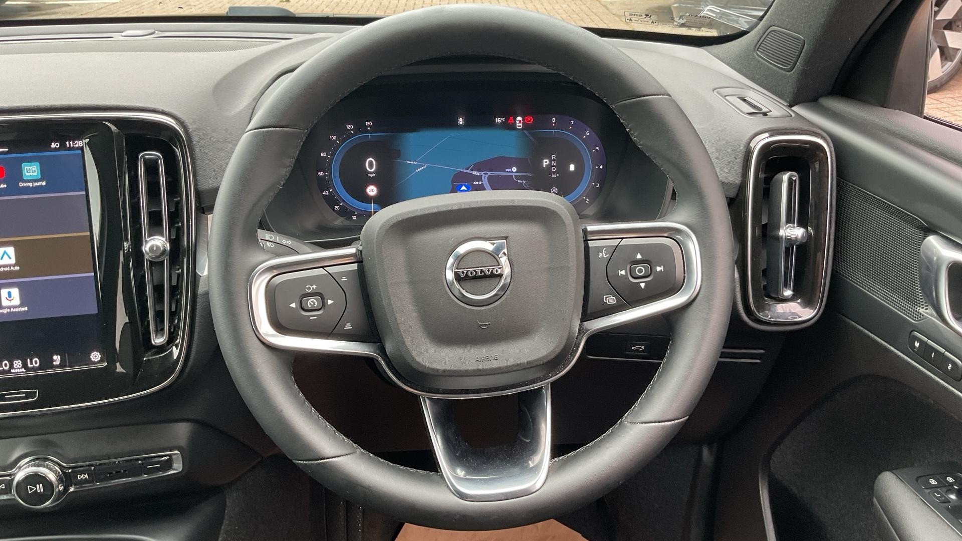 Volvo XC40 Image 10