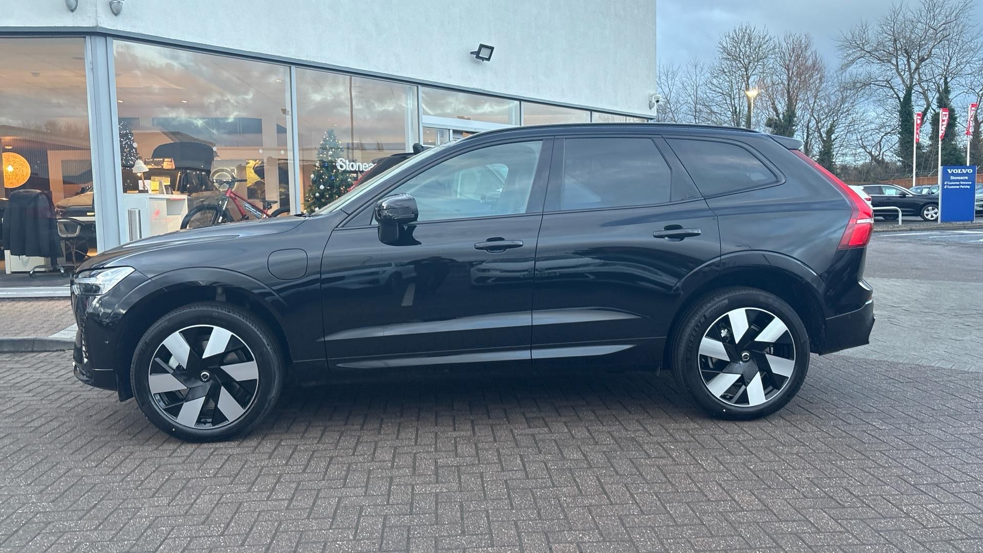 Volvo XC60 Image 8