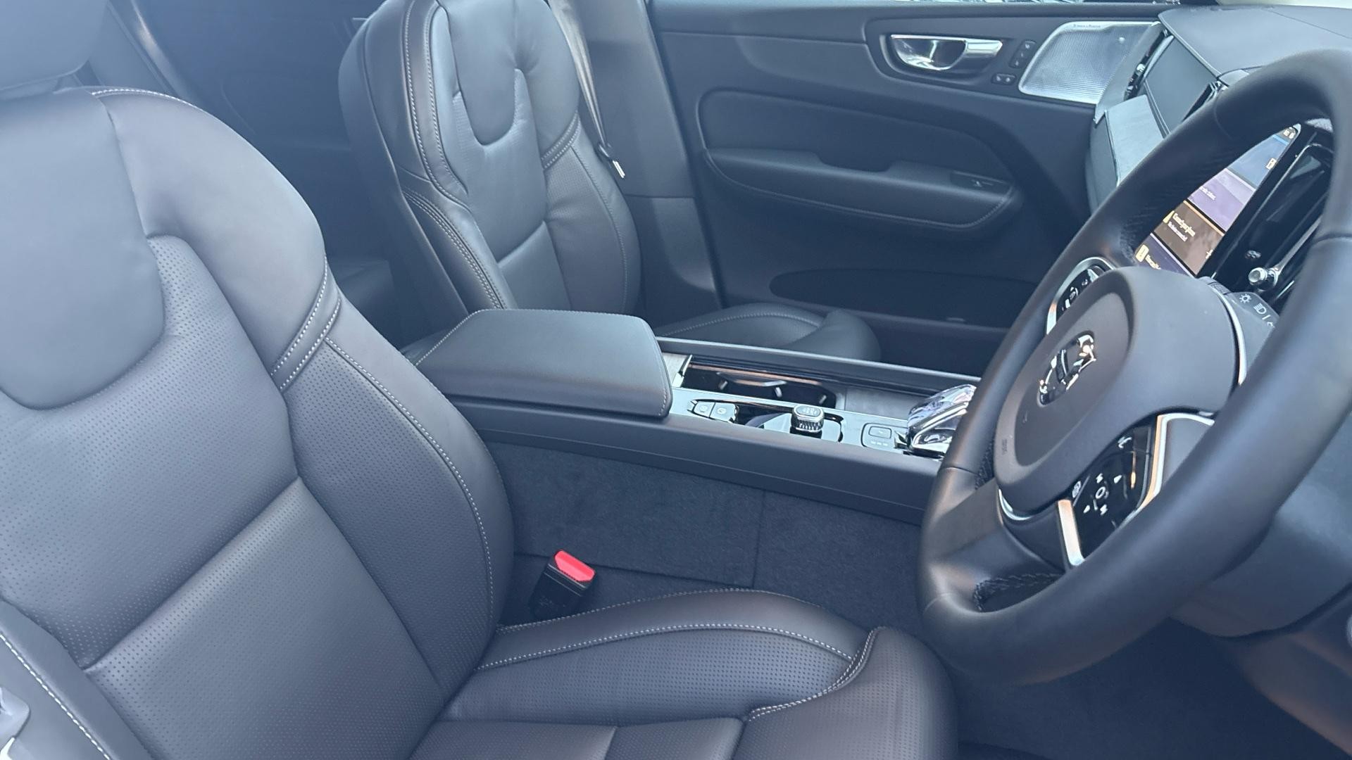 Volvo XC60 Image 9
