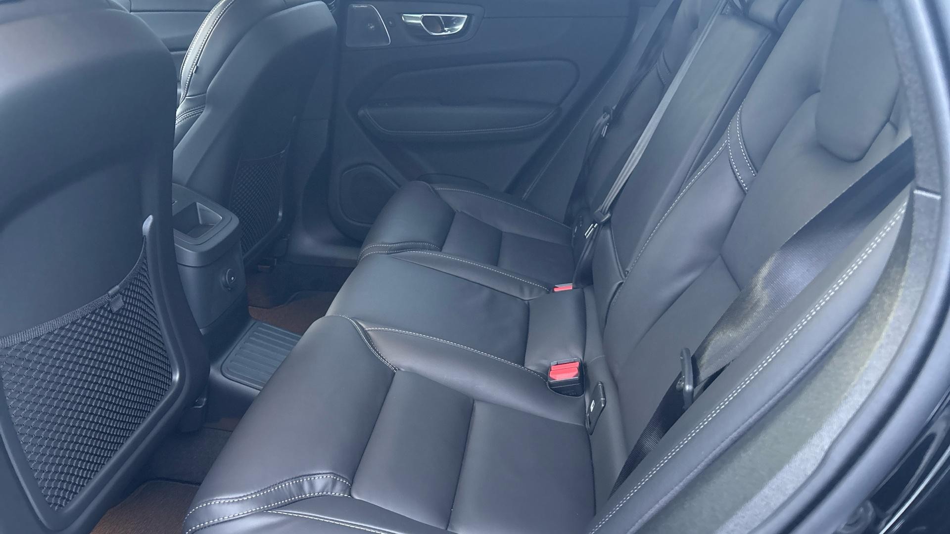 Volvo XC60 Image 10