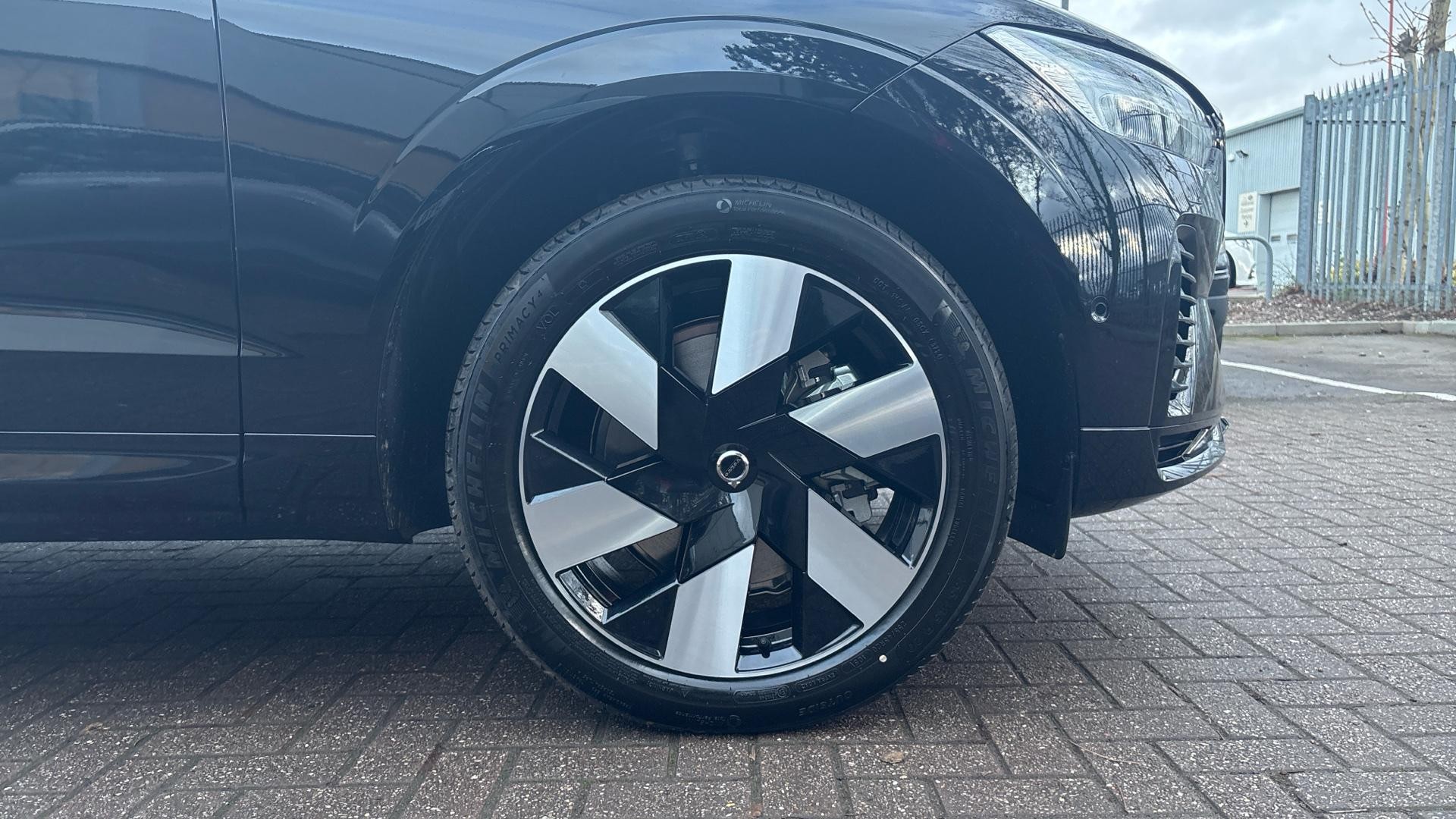 Volvo XC60 Image 16