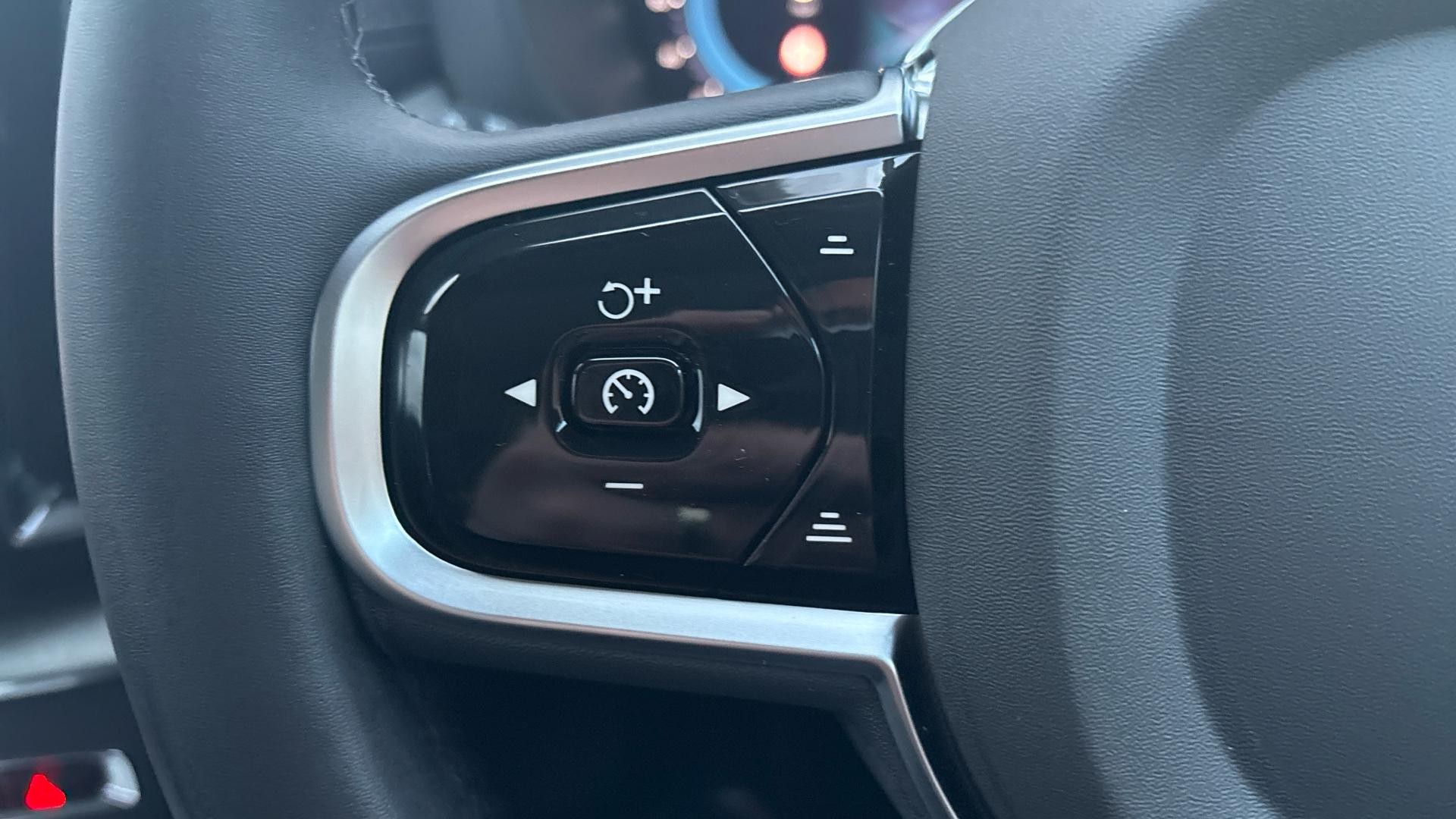 Volvo XC60 Image 18