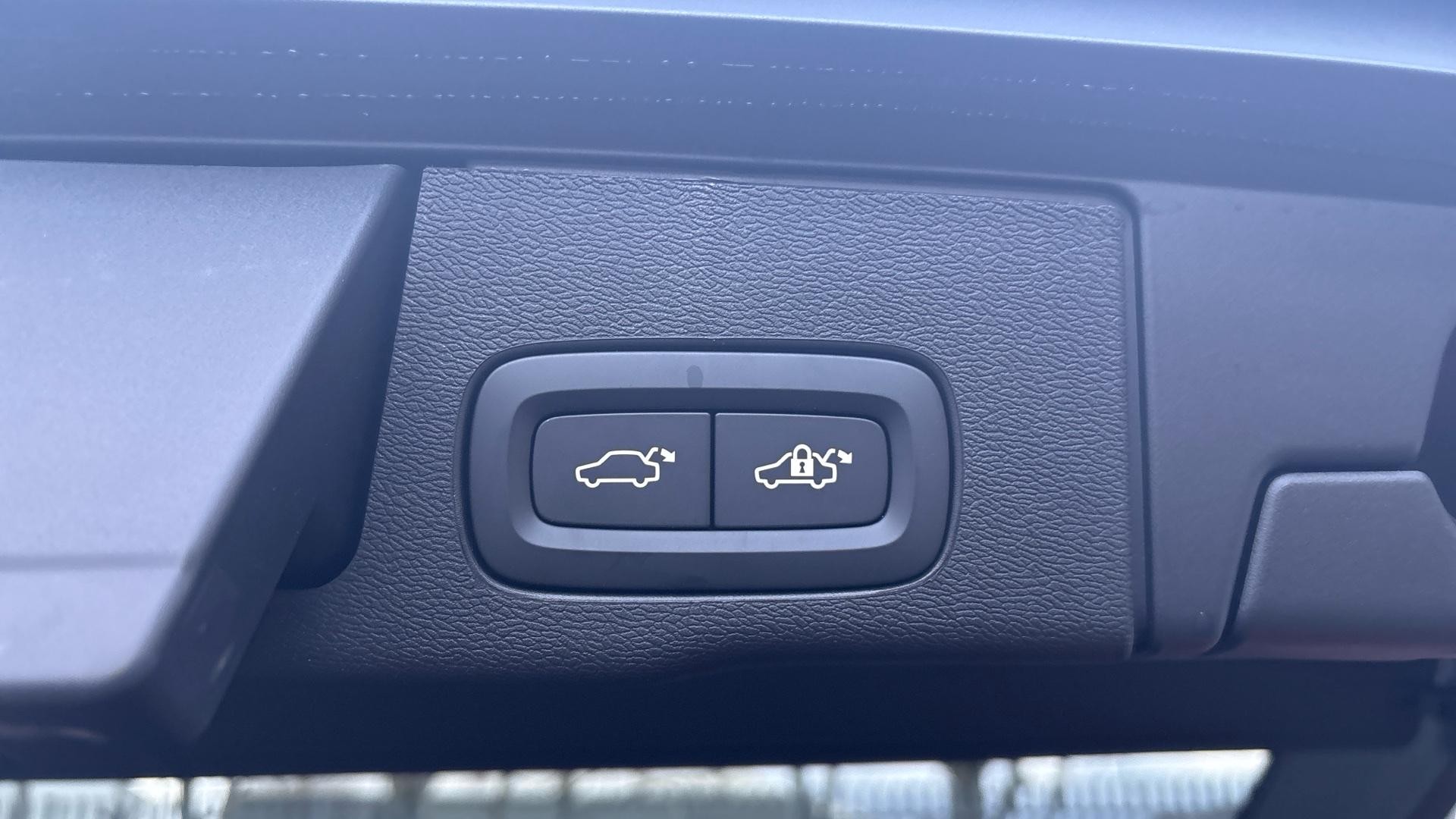 Volvo XC60 Image 24