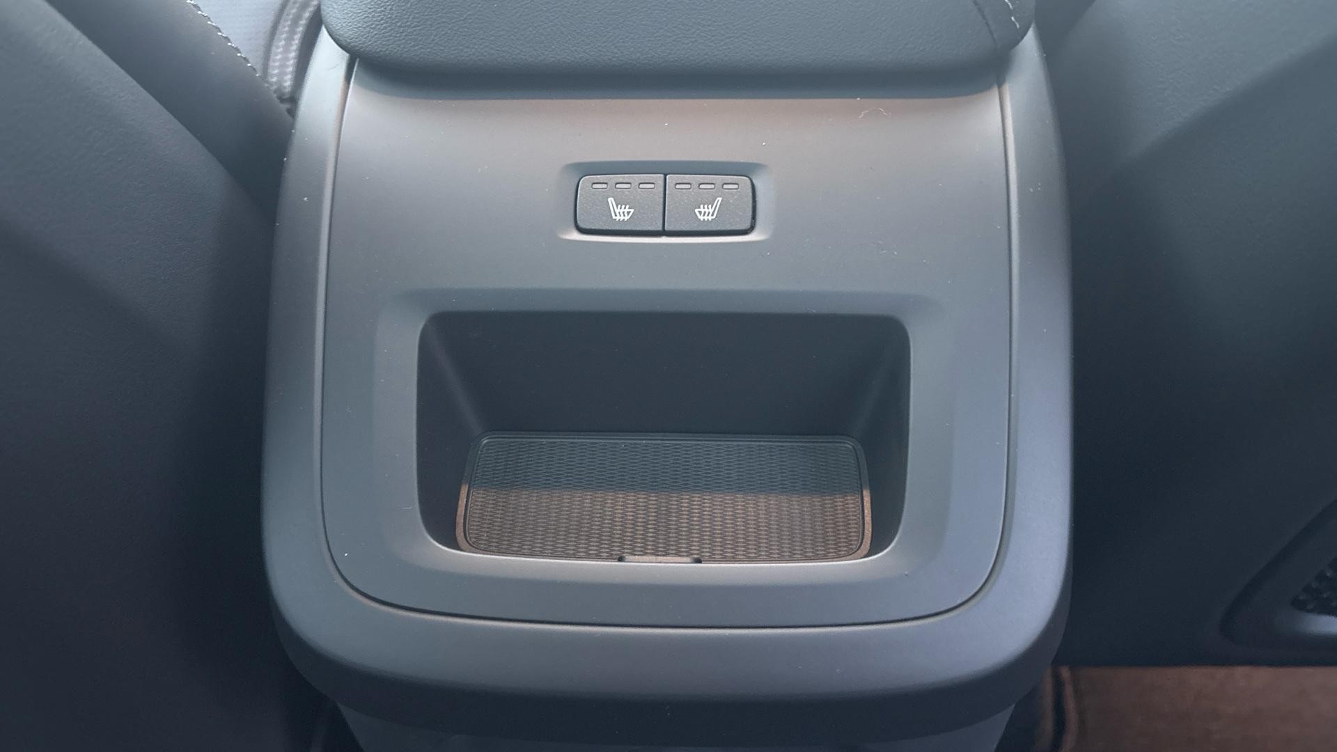Volvo XC60 Image 35