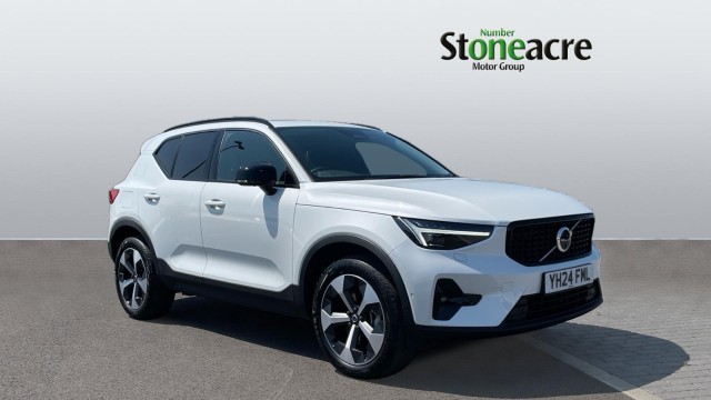 Volvo XC40 Ultimate Dark B3 (163 hp) YH24FML Image 1