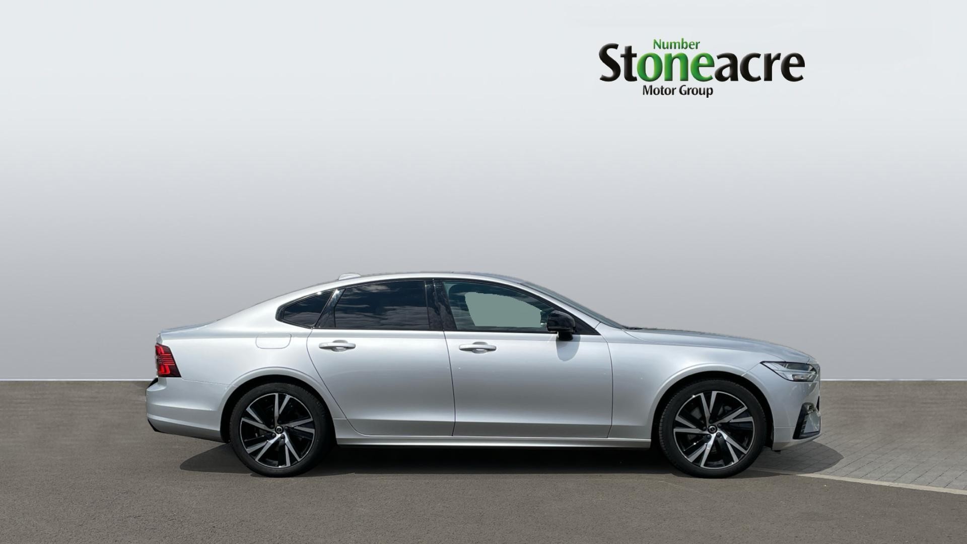 Volvo S90 Image 3