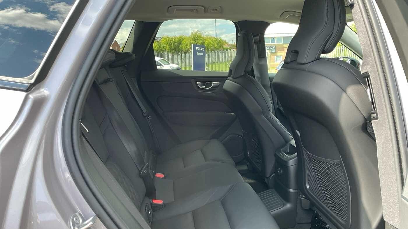 Volvo XC60 Image 8