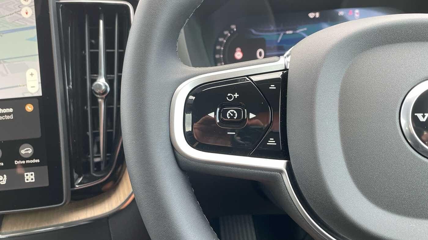 Volvo XC60 Image 22