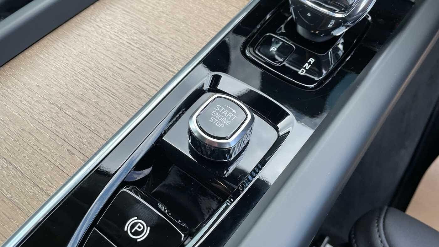 Volvo XC60 Image 28