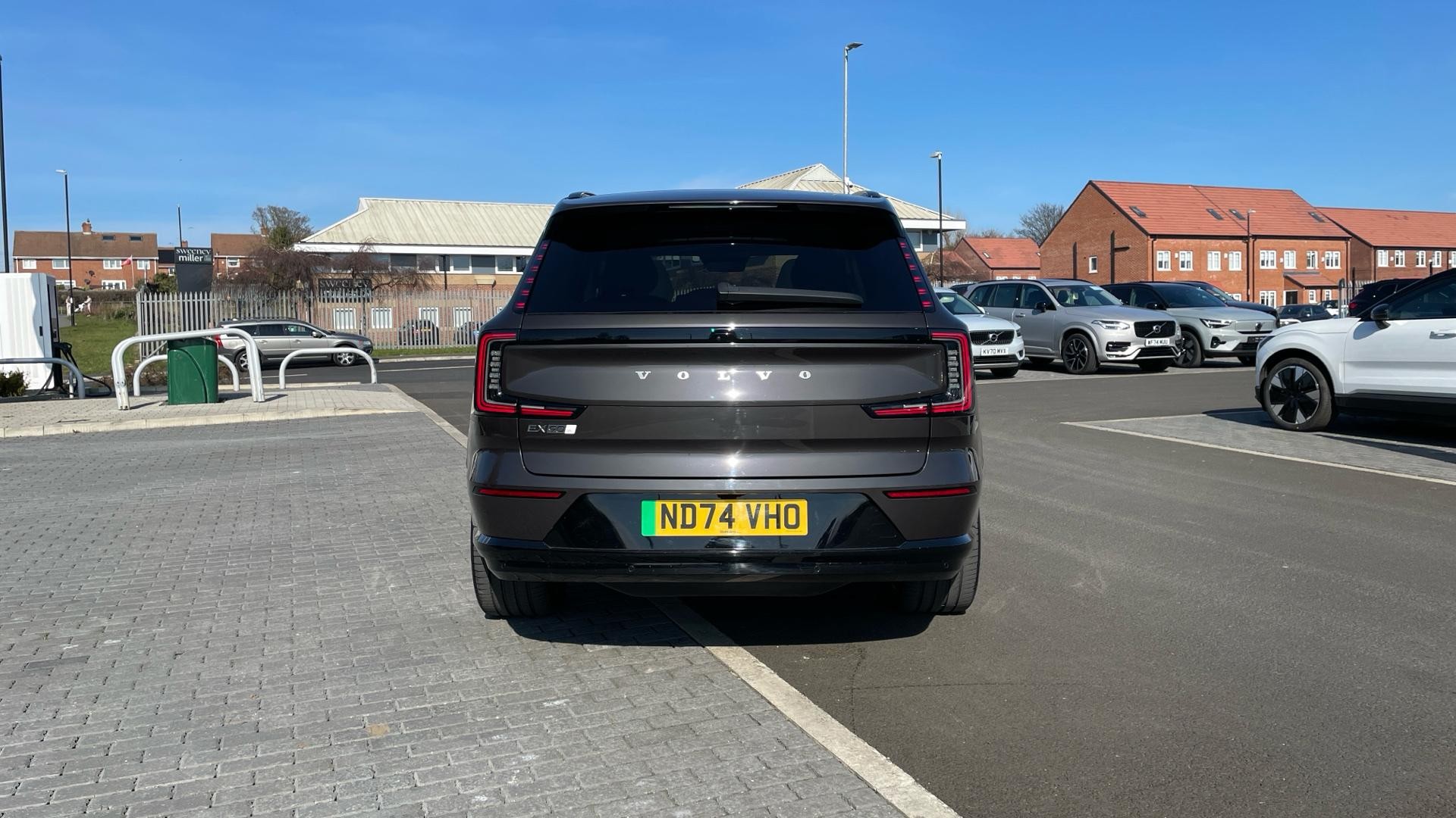 Volvo EX90 Image 14