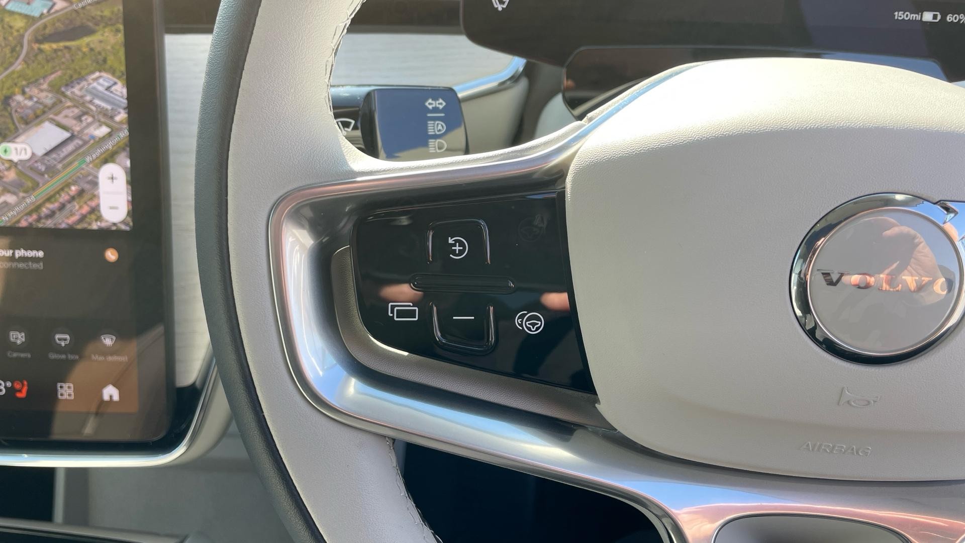 Volvo EX90 Image 19