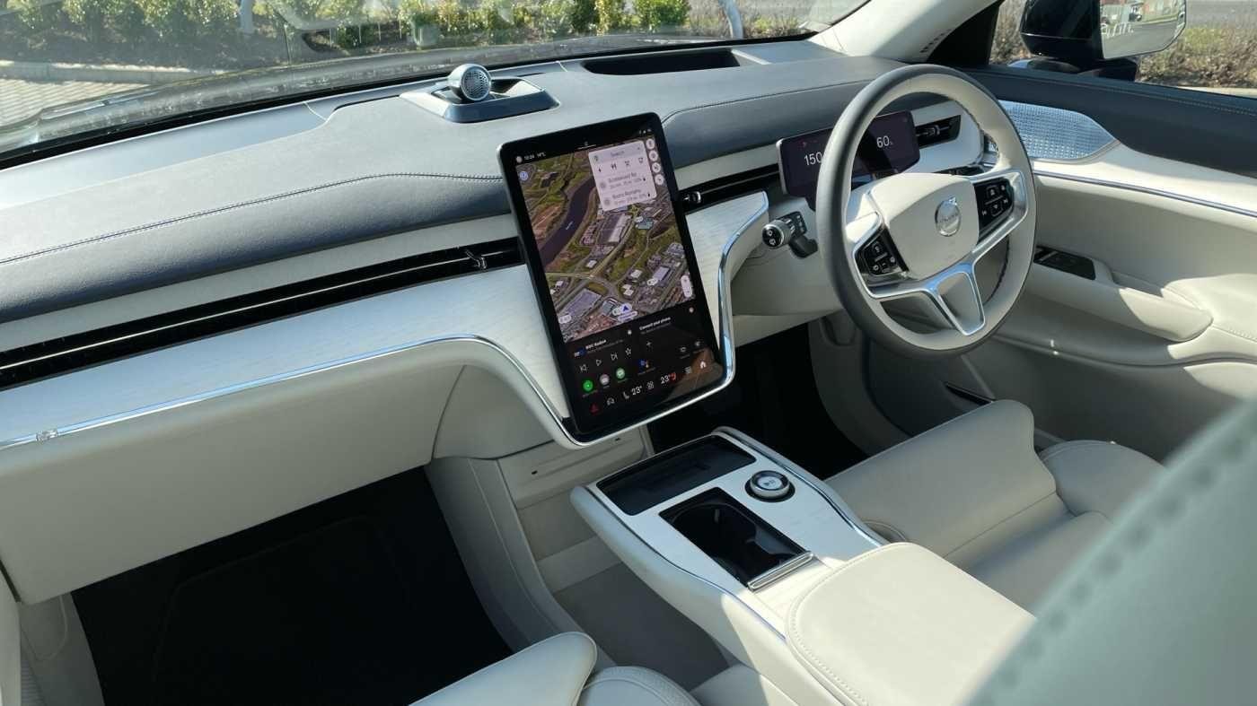 Volvo EX90 Image 46