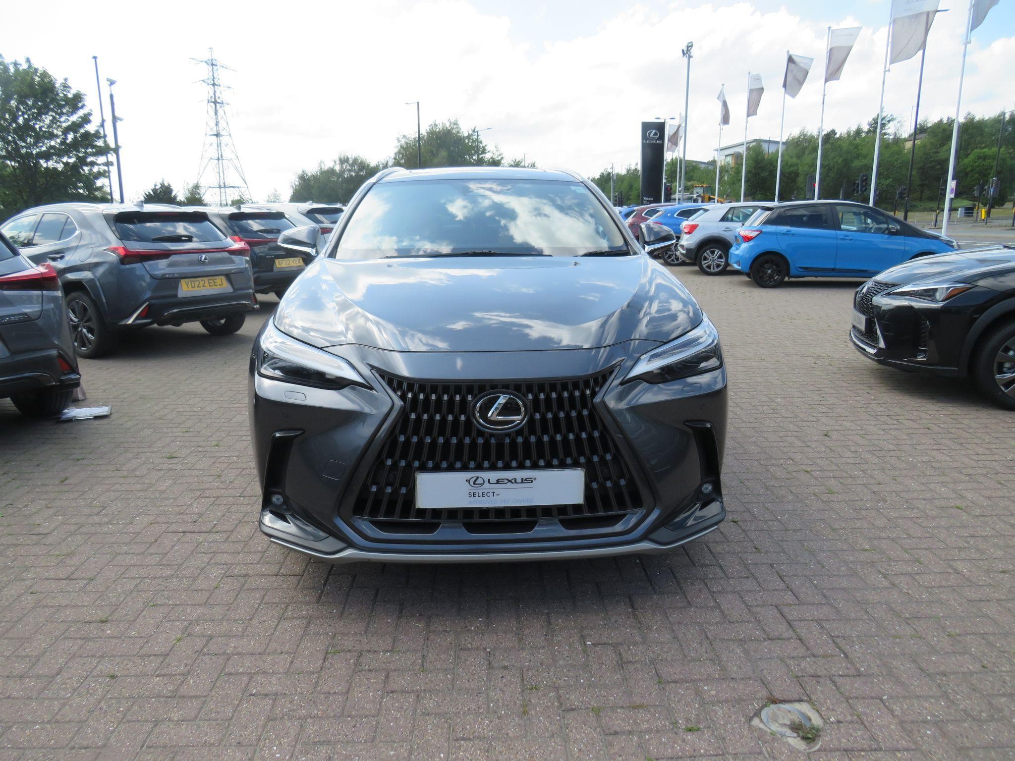 Lexus NX Image 10