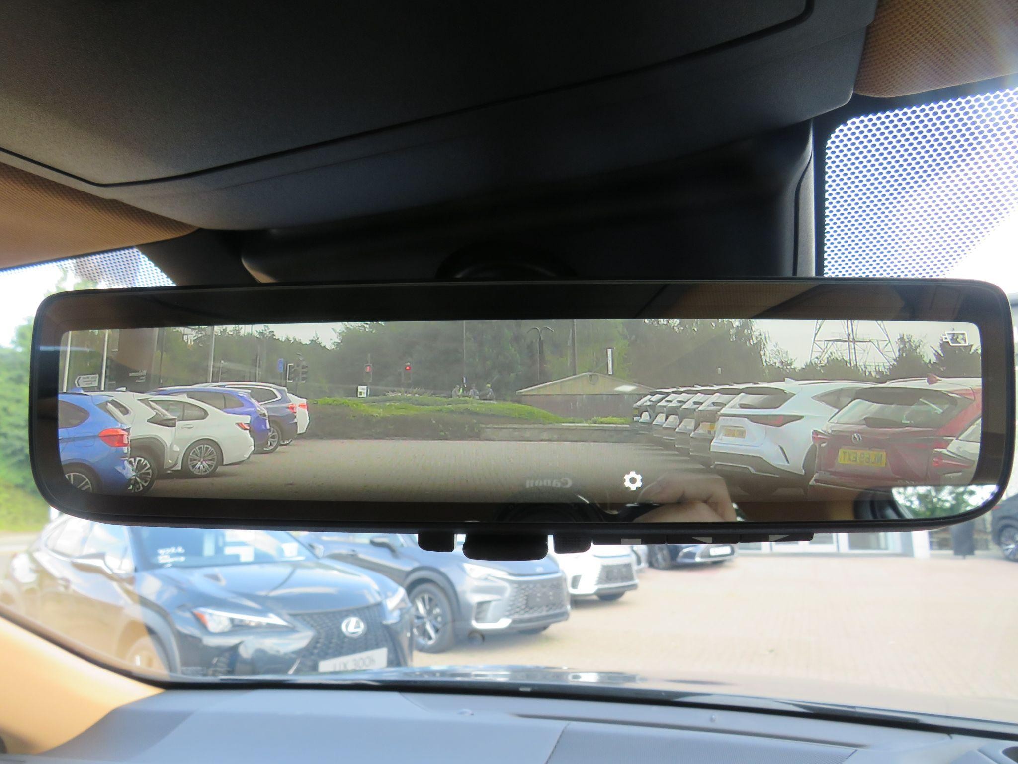Lexus NX Image 33