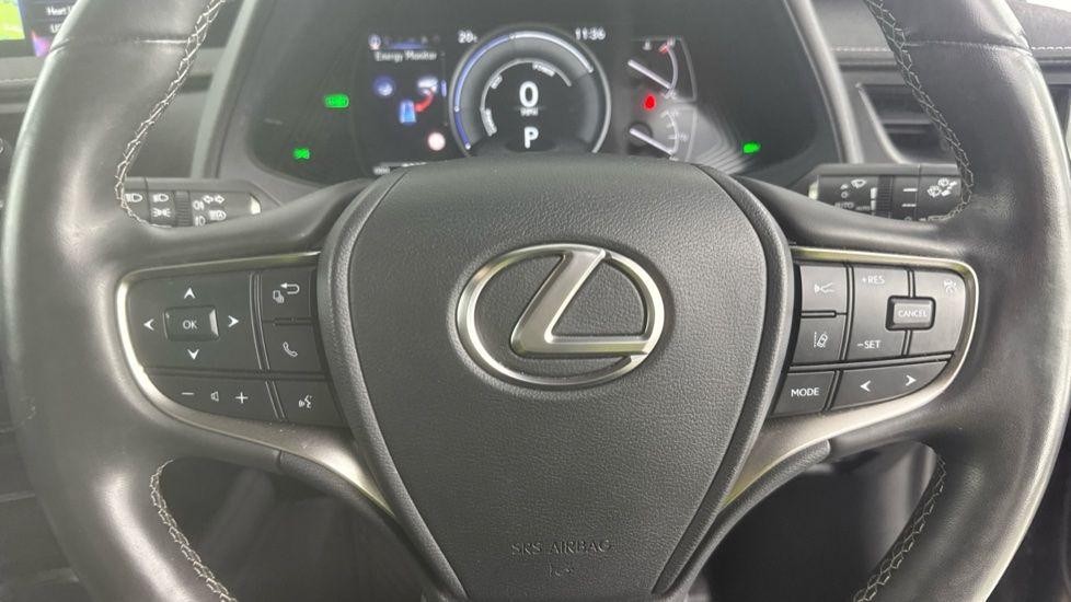 Lexus UX Self-Charging Hybrid Image 16