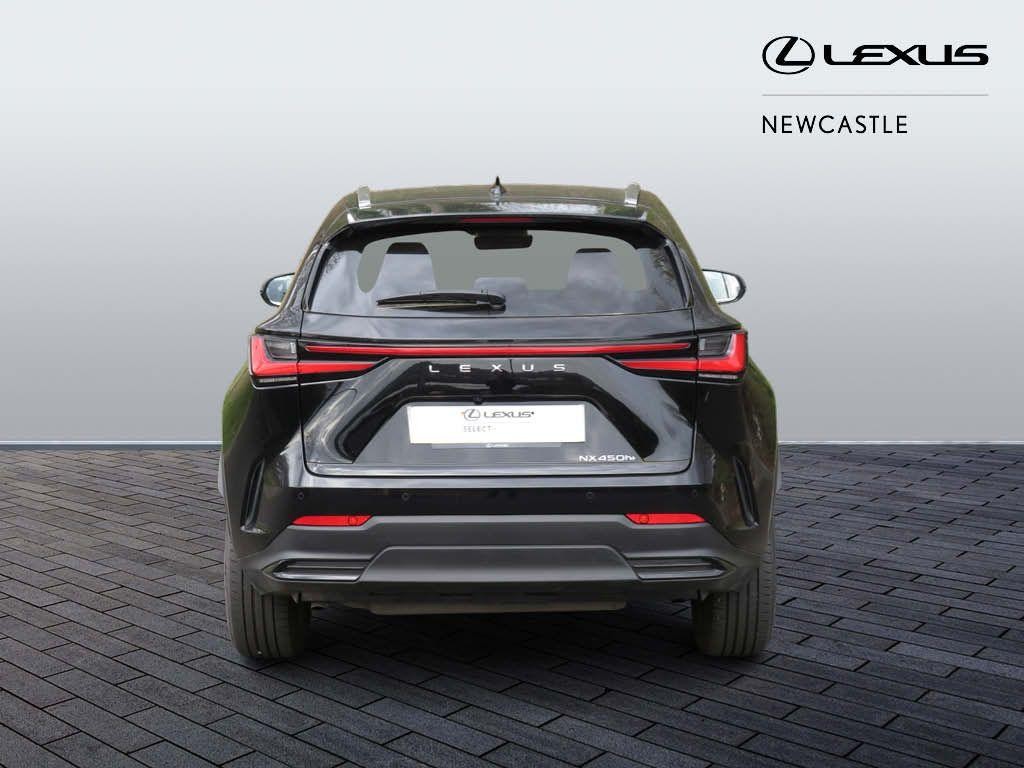 Lexus NX Image 7