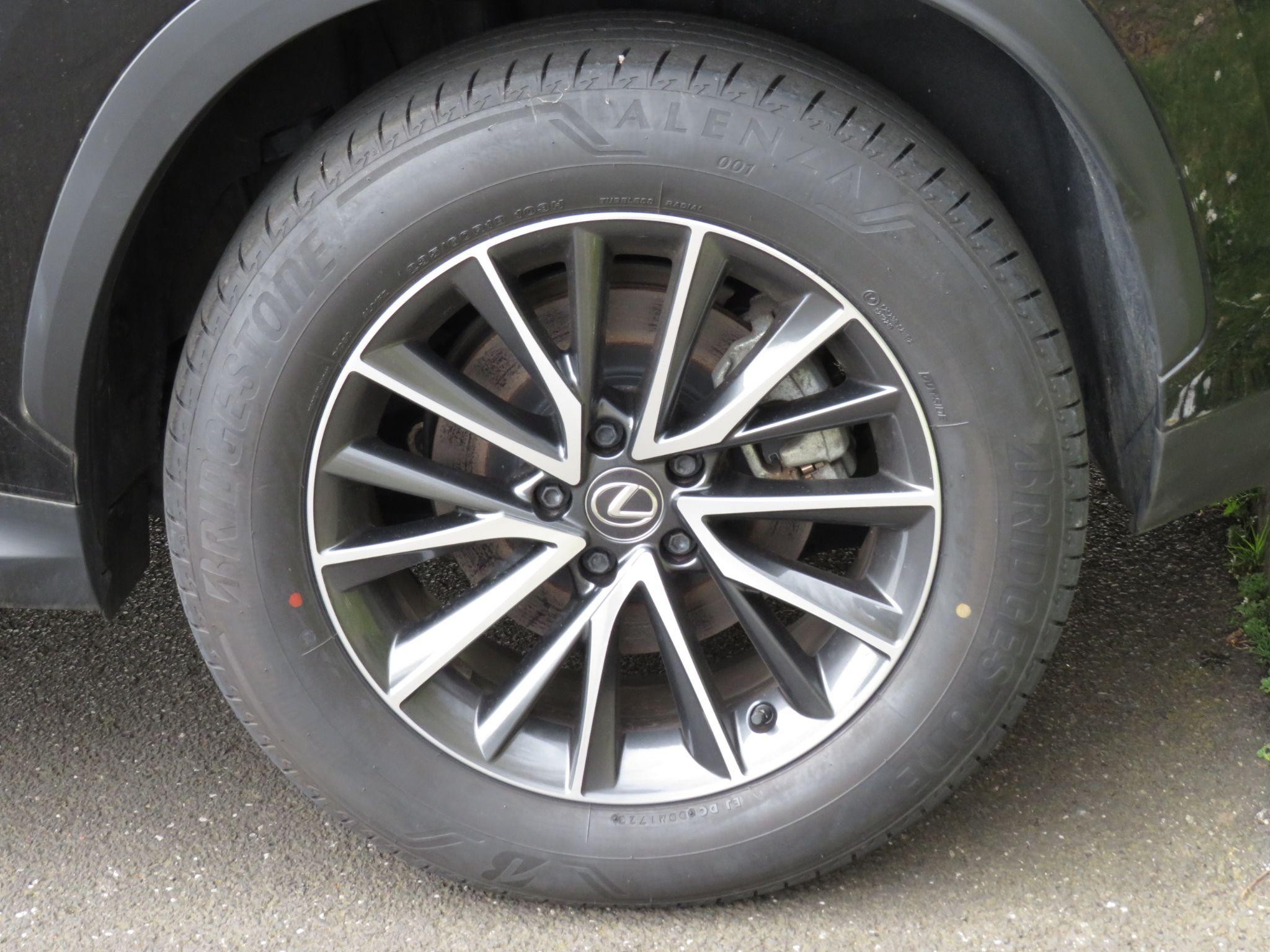 Lexus NX Image 11