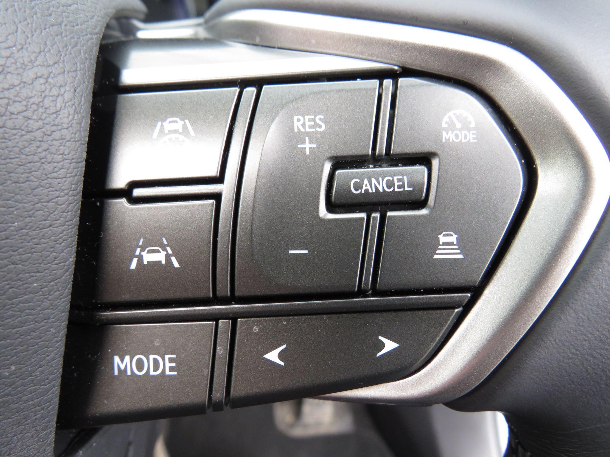 Lexus NX Image 33
