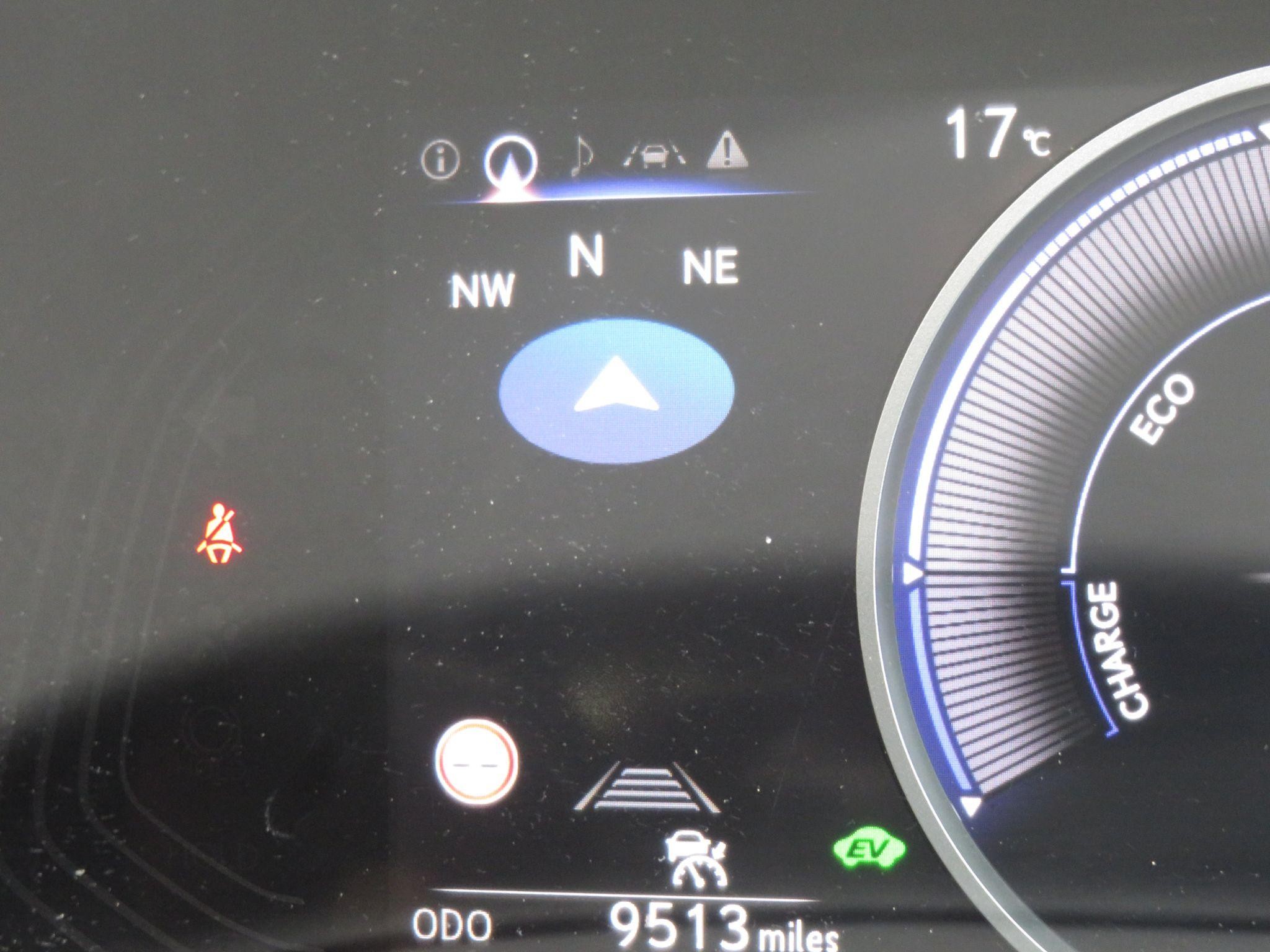 Lexus NX Image 40