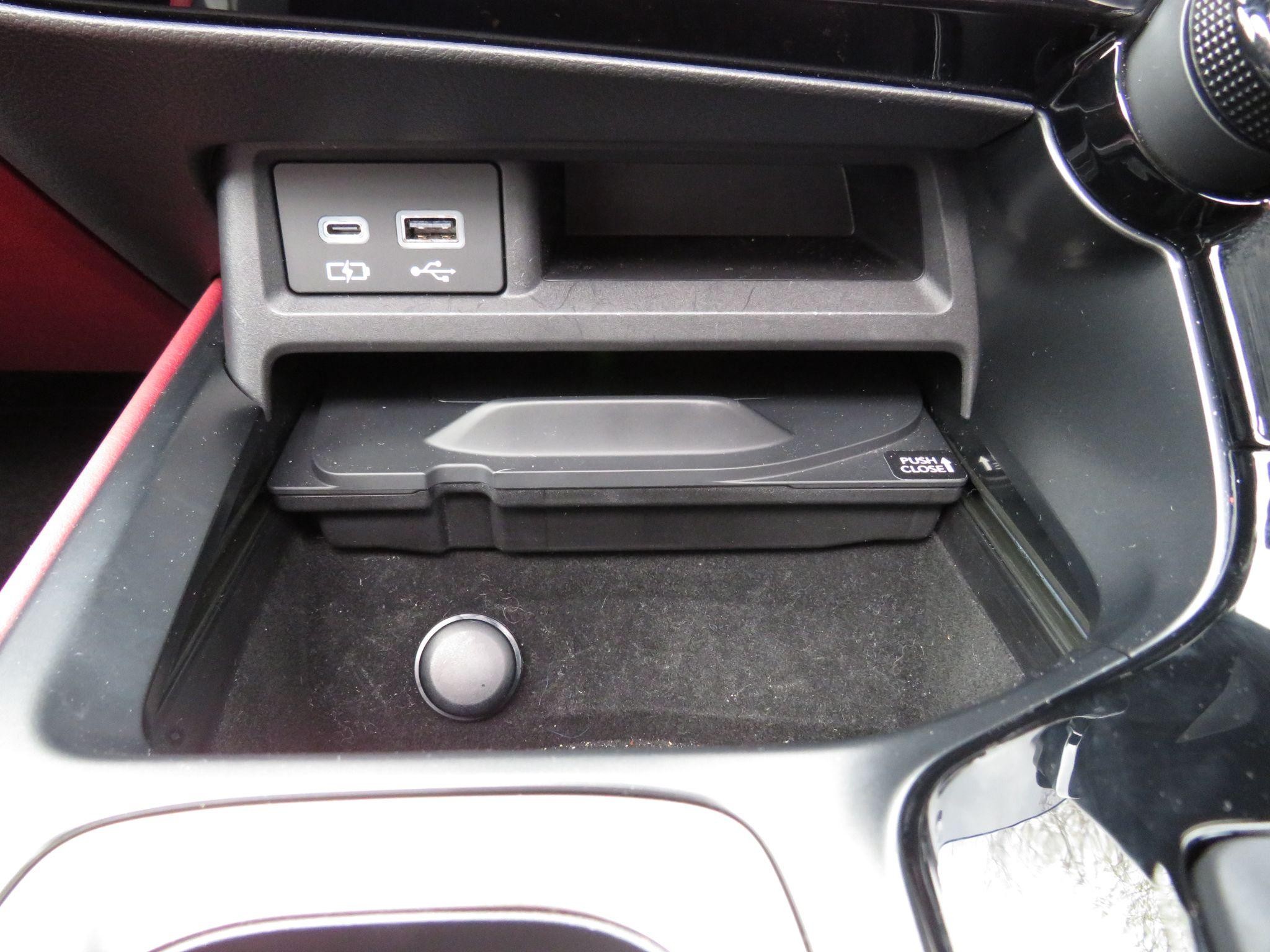 Lexus NX Image 46
