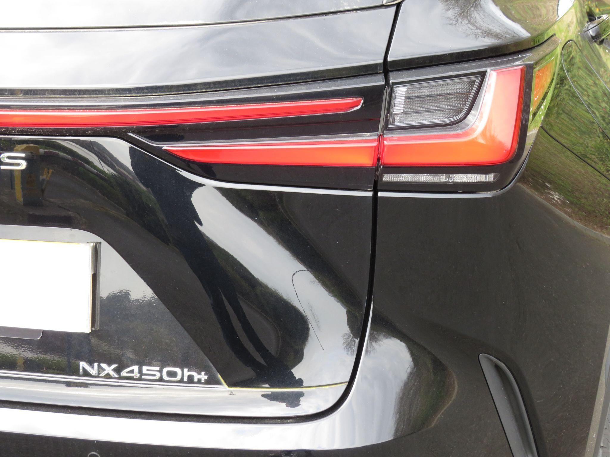 Lexus NX Image 62
