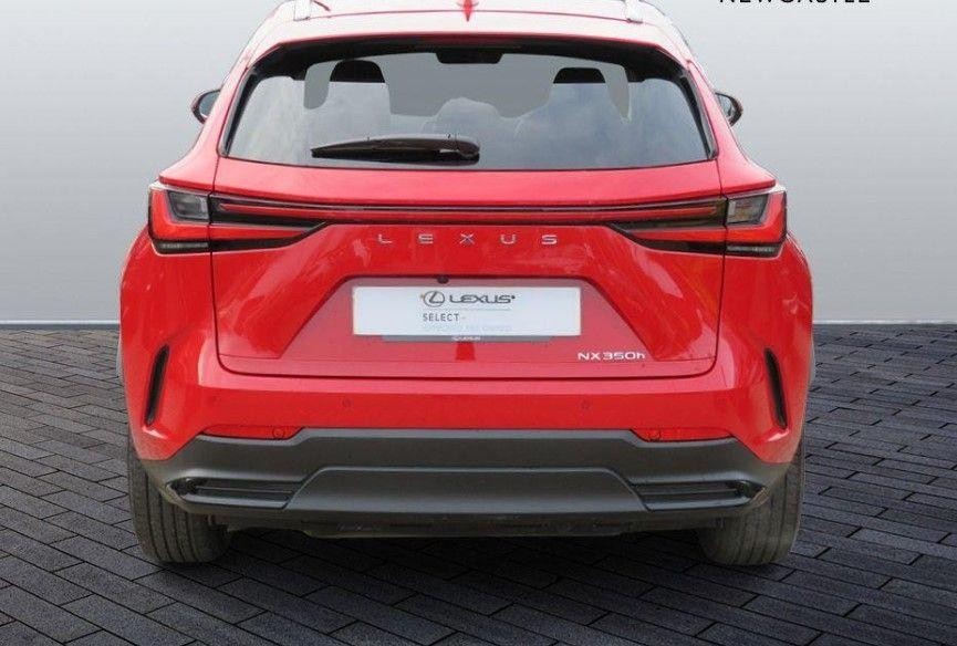 Lexus NX Image 6