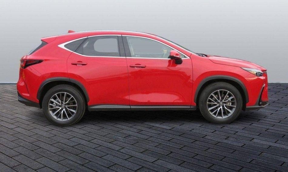Lexus NX Image 8