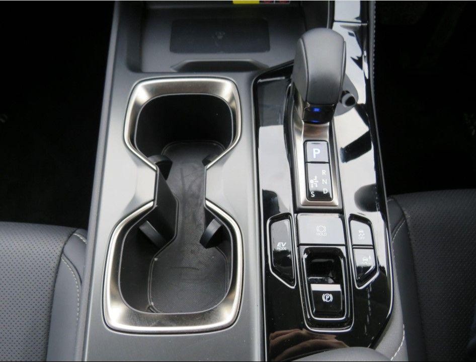 Lexus NX Image 26