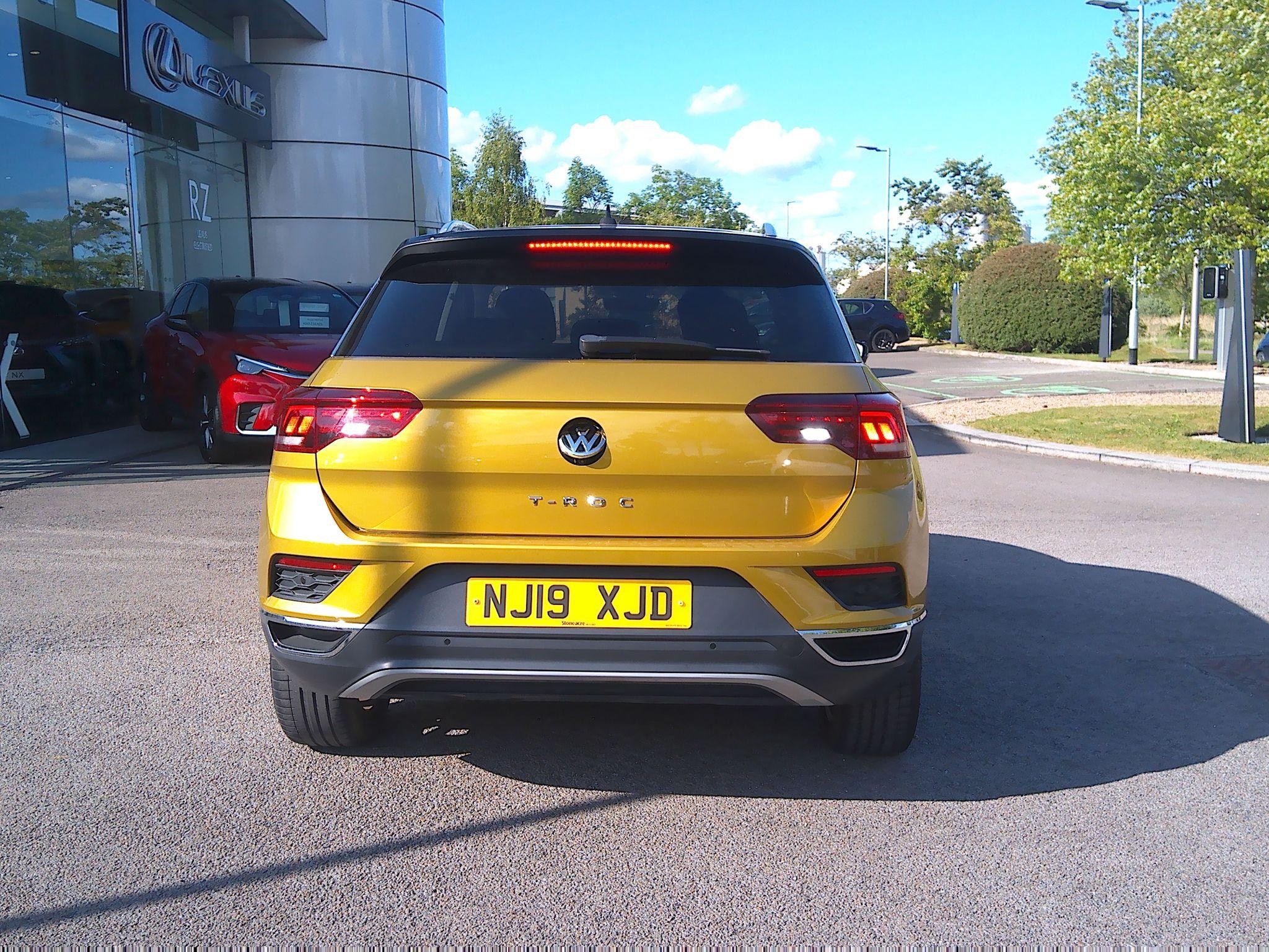 Volkswagen T-Roc Image 6