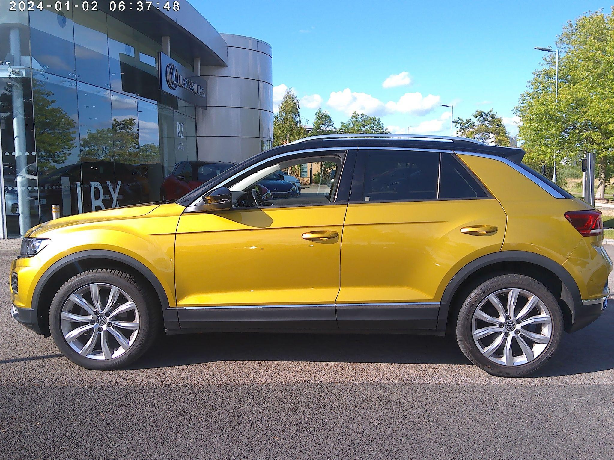 Volkswagen T-Roc Image 8