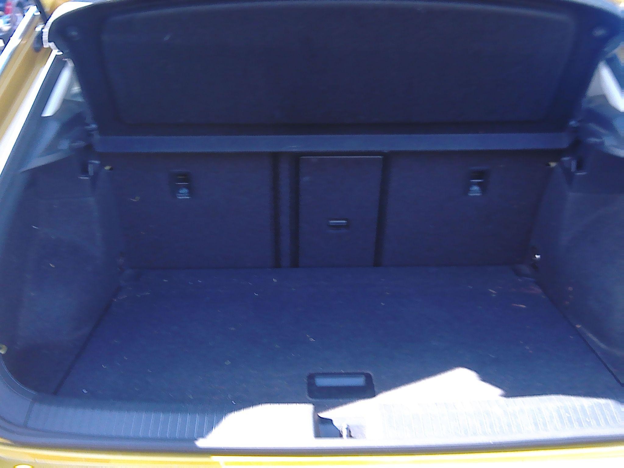 Volkswagen T-Roc Image 19