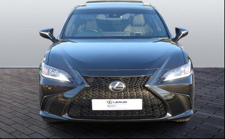 Lexus ES Image 5