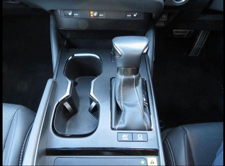 Lexus ES Image 14
